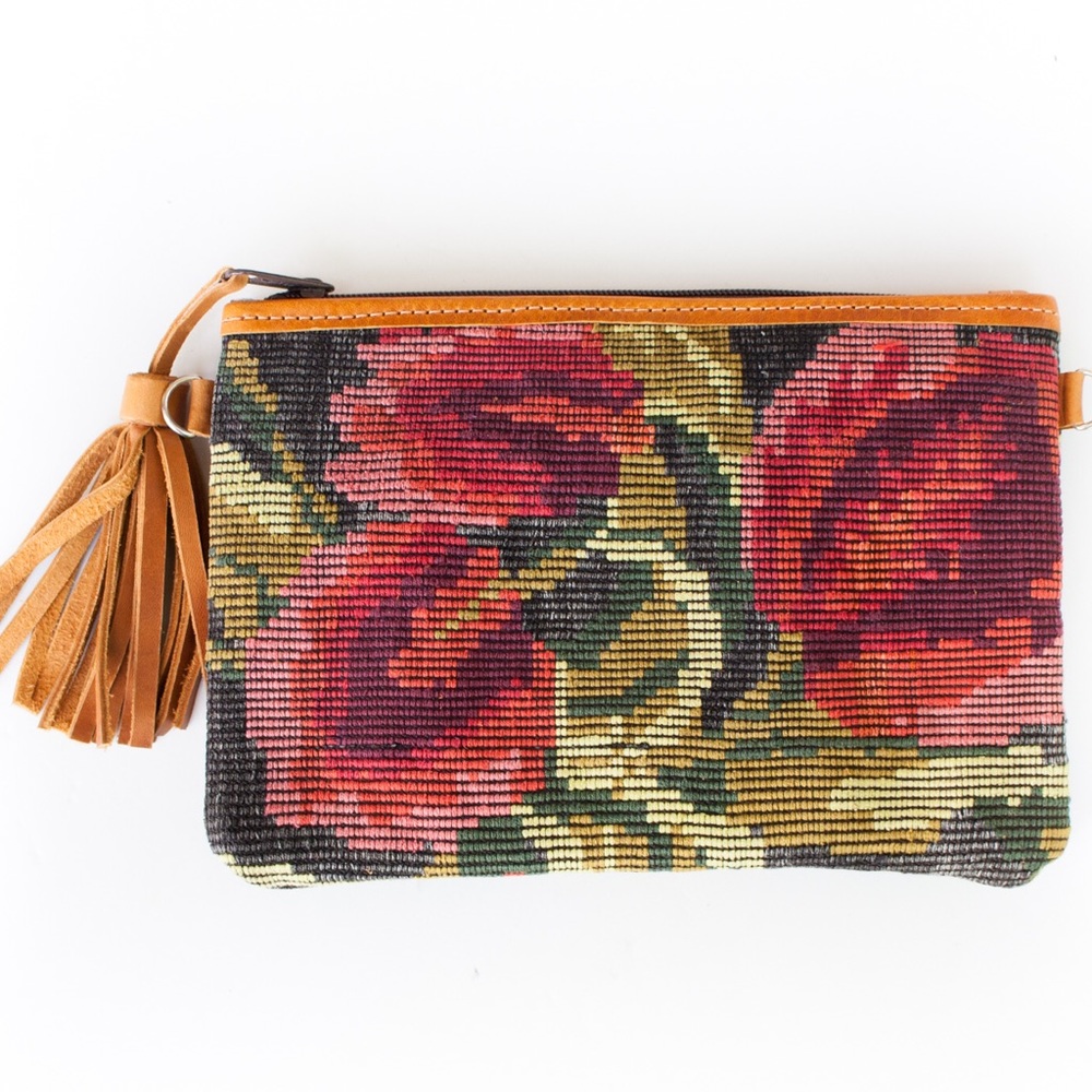 Huipil Daniela Crossbody Clutch - Picture 1 of 4